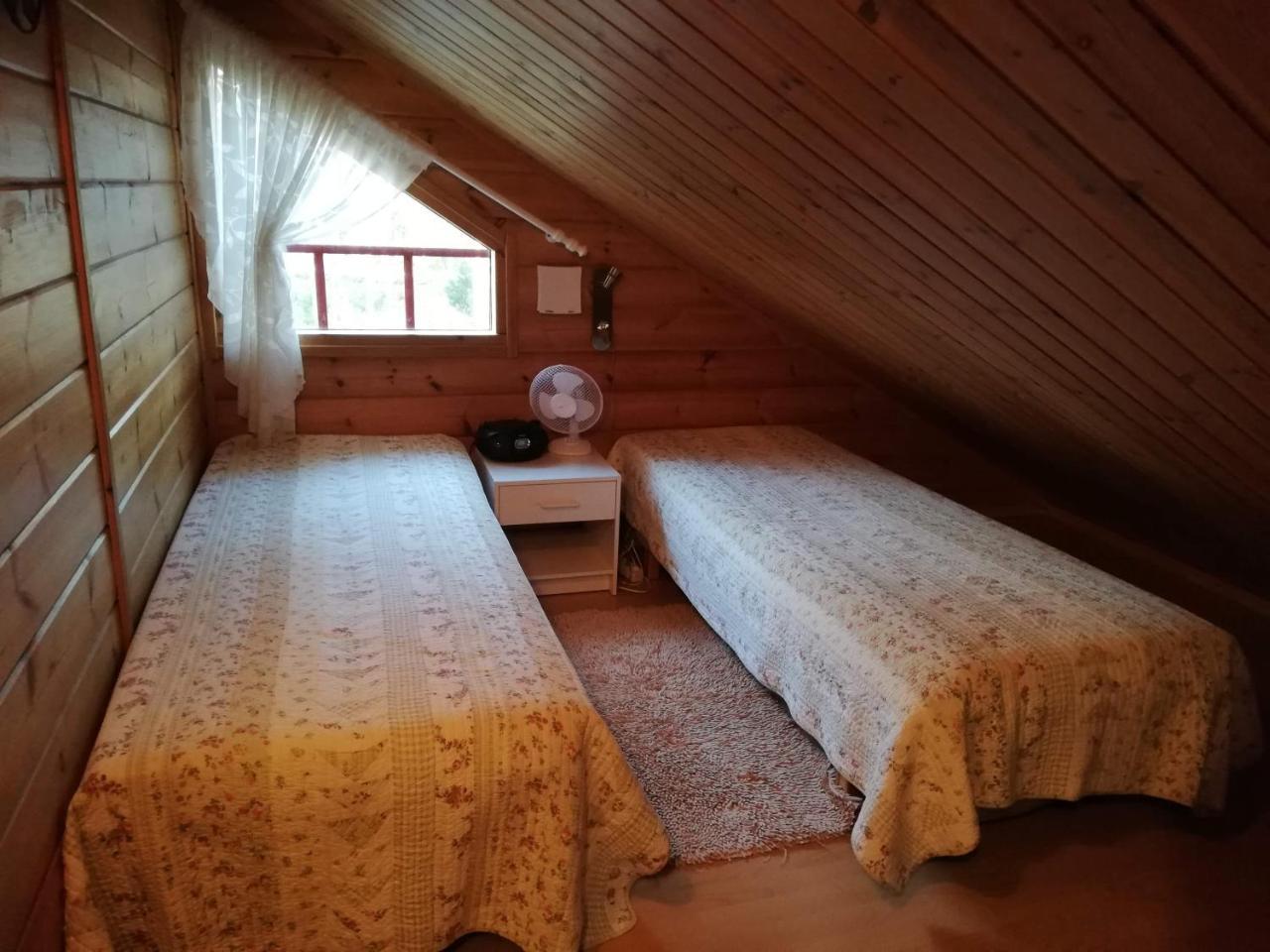 Paljakka Moekit Kotila Luaran gambar